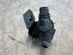 Pompe à eau BMW X5 M E70 OEM 9130387 - Occasion