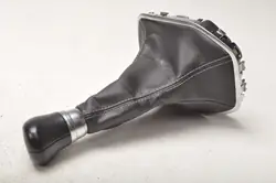 Pomo de cambio Ford Fiesta MK8 OEM 298651 - Usado