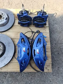 BMW M Package Jarrulevyt & Kiekot - Käytetty OE
