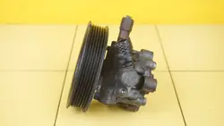 Bomba de direção assistida CHRYSLER GRAND VOYAGER 2.8 CRD 04593830AA