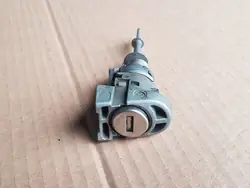 Dörrlås Cylinder - Främre Vänster / VW Touran I 2003-2015 / 1T0837167A