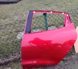 Vänster Bakdörr Renault Clio IV 12- OEM 821012089R