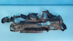Mercedes W206 väliseinäeriste OEM A2065241800