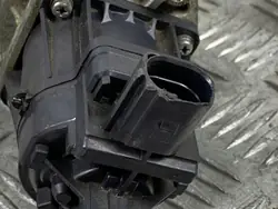 Soupape EGR Jeep OEM 49002023F - État Utilisé