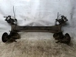 Taka-akselipalkki OEM 430004057R Renault Scenic III:lle