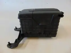 VW Akkulaatikko OEM 1K0915333 Golf V/Passat B6:lle
