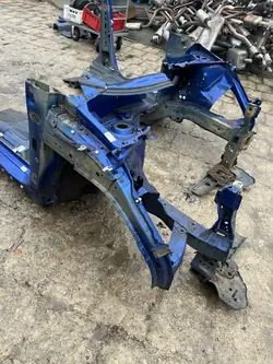 Oikea etu neljännespaneeli DG26695 Honda HR-V II 15-