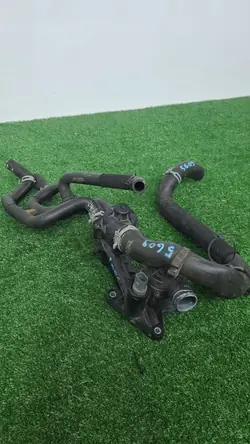 Manguera de Agua Carcasa de Termostato Polo 6R Ibiza 6J OEM
