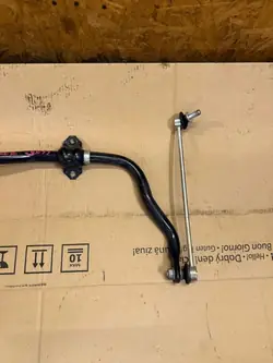 Barre stabilisatrice avant OEM CUN34 pour Toyota Corolla Cross
