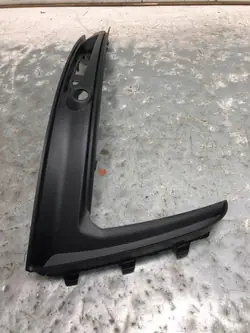 OEM 83F807834C Garniture Pare-chocs Arrière Droit Audi RS Q3