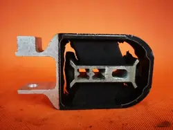 Volvo V40 T3 Moottorin Kiinnike 31359652