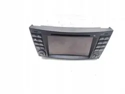 Mercedes-Benz E-Klasse GPS/CD/DVD-Einheit OEM E910R-041223