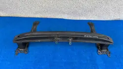 VW Passat B6 Etupuskuri 3C0807109D