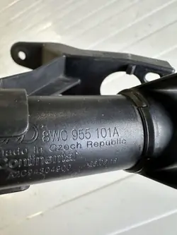AUDI A4 B9 Boquilla Lavadora Izquierda Delantera 8W0955101A