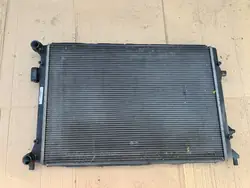 Radiador de agua Golf VI Leon II A3 8P TT OEM 5K0121251H