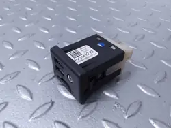 USB-aansluiting Cadillac ATS OEM 13581213 - Gebruikt