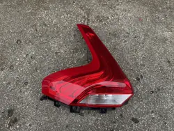 Volvo V40 II Cross Country 12- Luz trasera izquierda