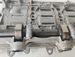Arbre d'entraînement pompe à carburant OEM 8W936C8000CA