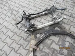 Vordere Federn OEM 0670001453 für Maserati Ghibli
