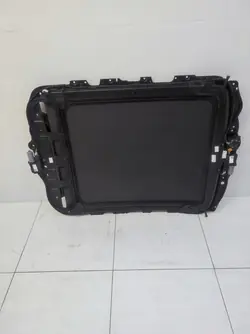 Käytetty Audi Q8 E-Tron Kattoikkuna OEM 83A877041
