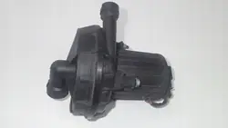 Pompe à air secondaire Audi A8 D3 W12