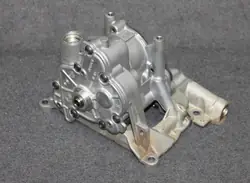 Pompe à huile BMW N57 3.0D OEM 7823009 - Occasion