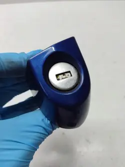 Inserción de cerradura BMW OE AAA37743 para X1 E84 2012