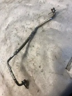 Conduto de óleo turbo VW OEM 06K145778E - Usado