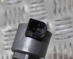 Rampe d'injection Audi A5 Cabrio 2.0L 2012 04L089E