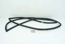 Junta da porta dianteira direita Kia Ceed II 2012- OEM 82140A2700