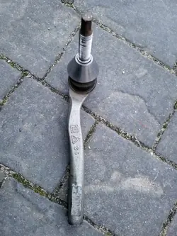 Mercedes Classe C W205 Terminal Esquerdo OEM 77890446