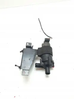 Pompe de circulation d'eau Mercedes-Benz OE A0018351364
