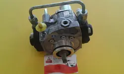 Bomba de Combustível DENSO 22100-0R020 22100-0R021