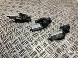 Moteur siège avant droit OEM 0390203326 Mercedes E W212