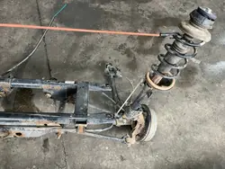 OEM AUST131394 Poutre Suspension Arrière Dacia Duster
