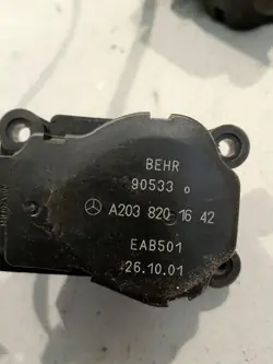 Mercedes A2038201642 Motor da Válvula de Ar W203