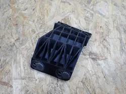 Guía de ventana Citroen DS5 Hybrid OEM 9687051680