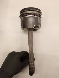 Kolben OEM 83L82 3.0 TDI für VW Touareg I (2002-2010)