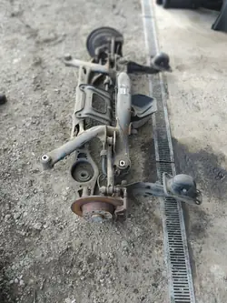 Trave di Sospensione Posteriore 4x4 Superb II Octavia II 2.0 TDI