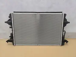 Wasserkühler OEM HYUN127 für Hyundai Kona II EV