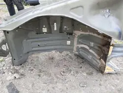 Longarina esquerda Tesla Model Y OEM 467706
