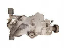 Taka-akselin tasauspyörästö Volvo XC70 I Lift 2004-2007 2.5T OEM 08689632