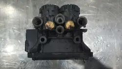 EBS-venttiilimodulaattori OEM K000924 Mercedes Actrosille