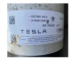 Amortisseur Gauche Tesla OEM 102706100C Occasion