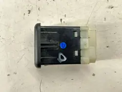 Prise USB Buick Encore I 2021 OEM 13519224
