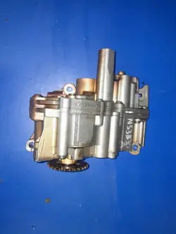 BMW Ölpumpe OEM 7551004 für 5er E60/E61