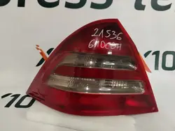 Feu arrière gauche Mercedes-Benz Classe C A2038201964