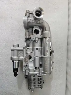 Gebruikte Porsche oliepomp OEM 9A110705194