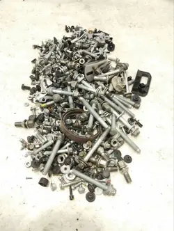 Jeu de Boulons Maserati OEM 234932 Quattroporte VI