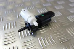 Pompe lave-glace Mercedes-Benz OE A1648690321 Occasion
